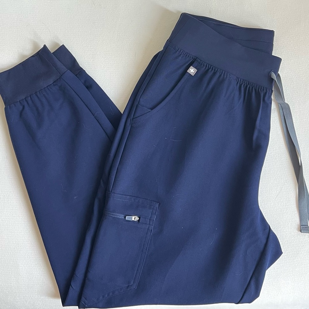 FIGS High Waisted Zamora Scrub Pants